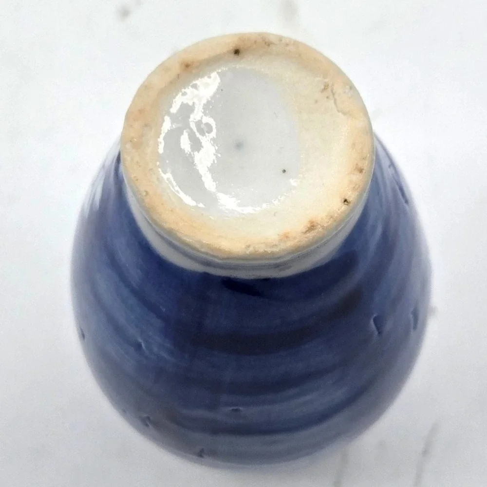 Vintage‎ Miniature Blue and White Cherry Blossom Vase 4